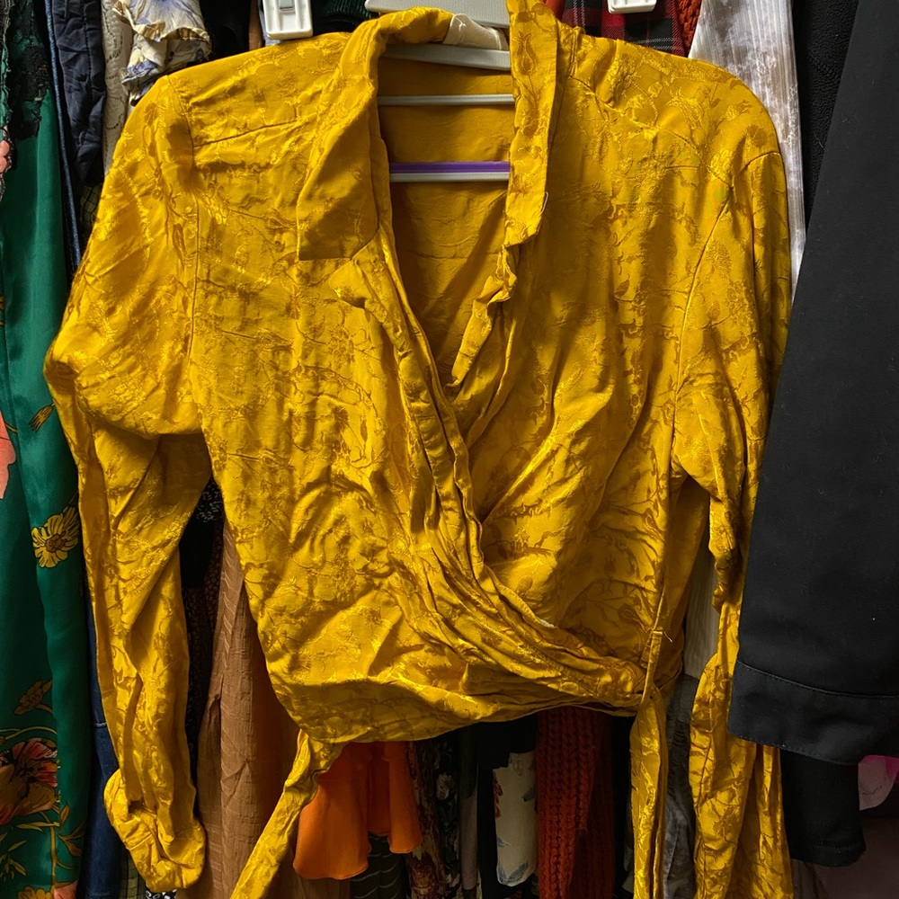 Urban outfitters gold floral tie wrap collard shirt